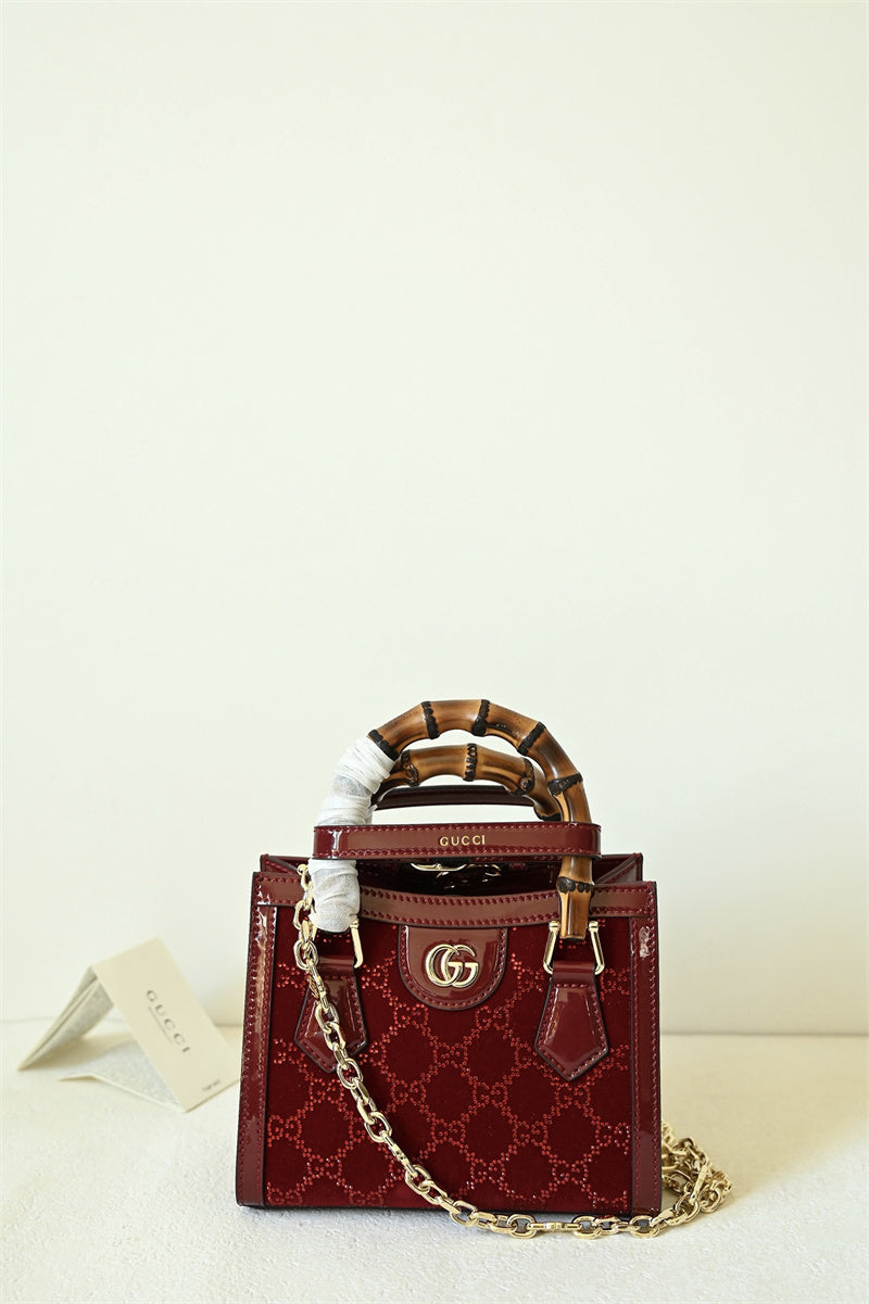 Gucci Diana Mini Tote Bag - Red in Red - detail view 9 showing the bag's shape, finish and visible design details.
