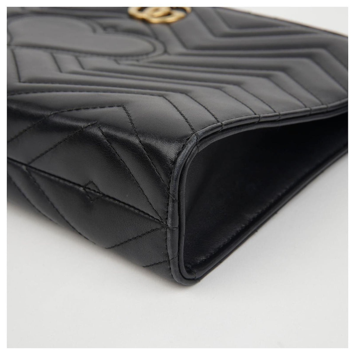 Gucci GG Marmont Matelassé Chevron Heart Clutch Bag – Black