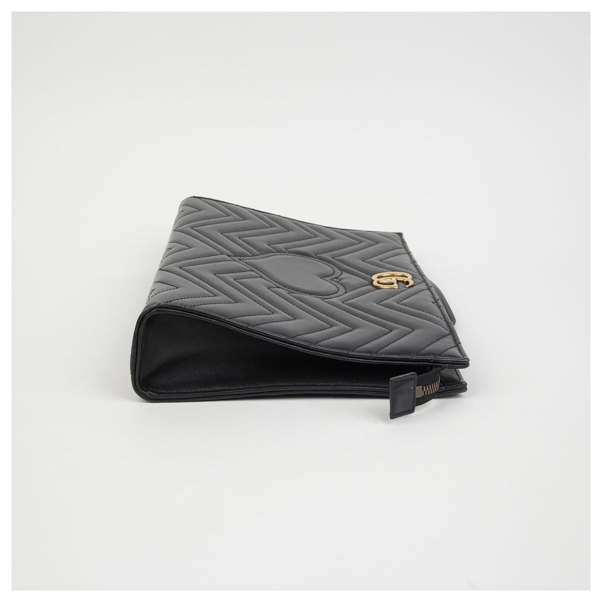 Gucci GG Marmont Matelassé Chevron Heart Clutch Bag – Black