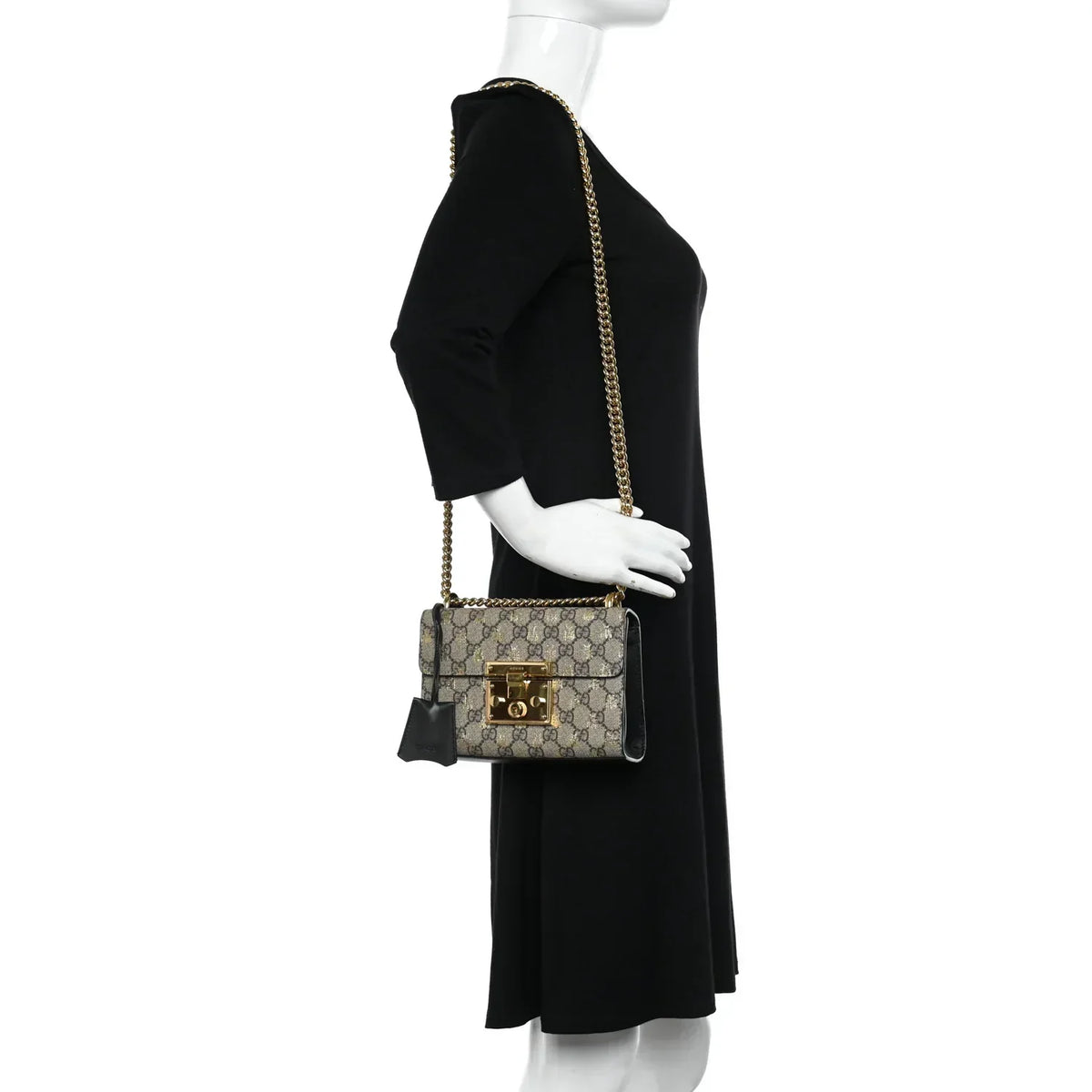 Gucci Bees Padlock Small Shoulder Bag - Beige in Beige - detail view 10 showing the bag's shape, finish and visible design details.