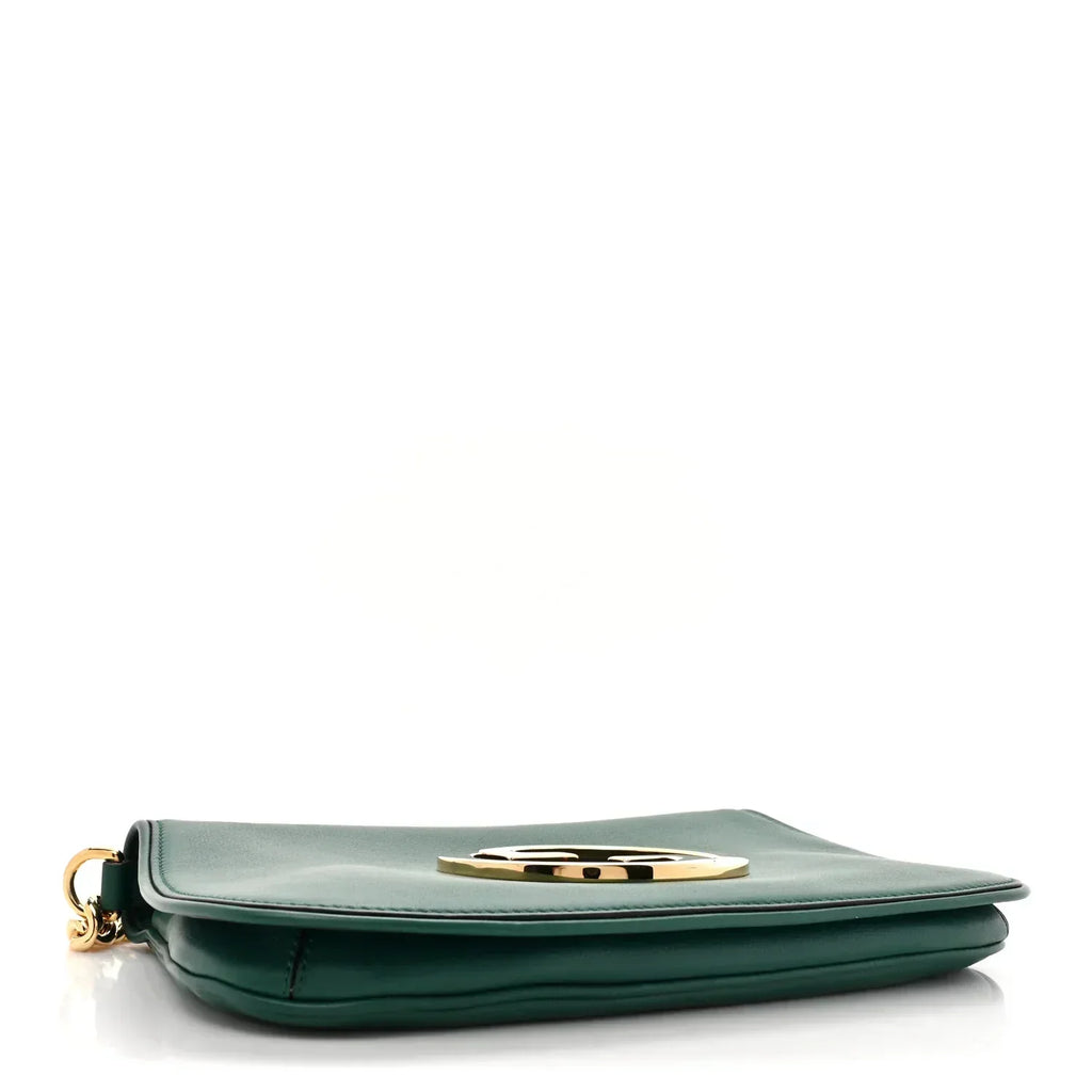 Gucci Blondie Small Shoulder Bag - Green in Green - detail view 4 showing the bag's shape, finish and visible design details.