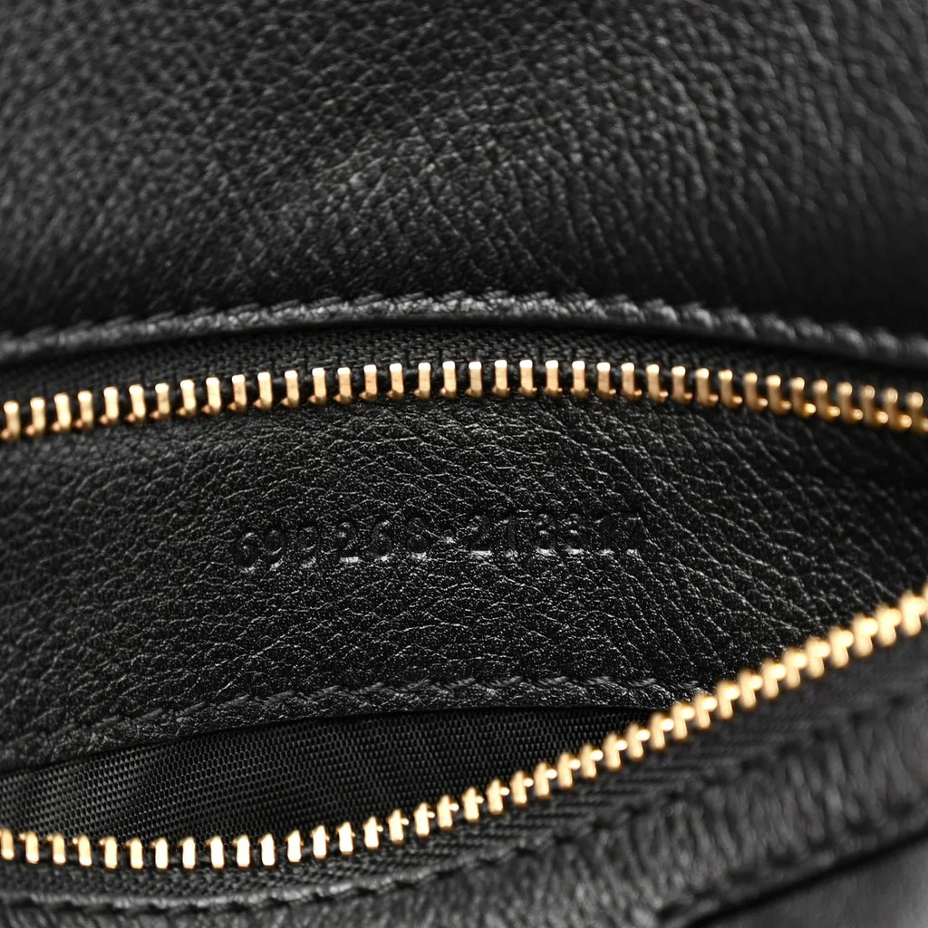 Gucci Blondie Shoulder Bag - Black in Black - detail view 8 showing the bag's shape, finish and visible design details.