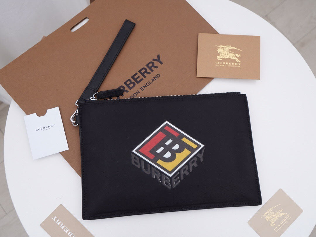 Gucci Burberry Logo Print Leather Clutch Pouch - Black in Black - detail view 7 showing the bag's shape, finish and visible design details.