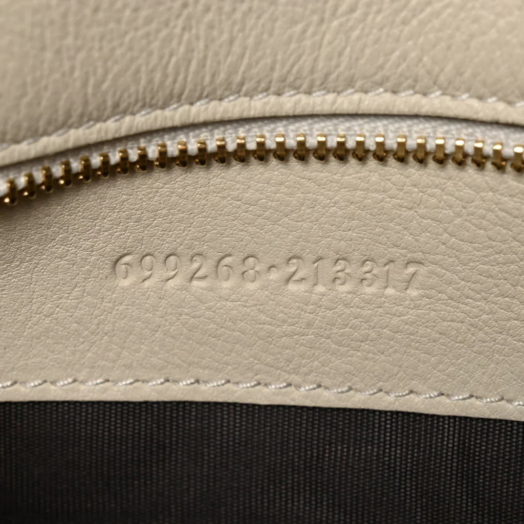 Gucci Blondie Mini Shoulder Bag - White in Mystic White - detail view 5 showing the bag's shape, finish and visible design details.
