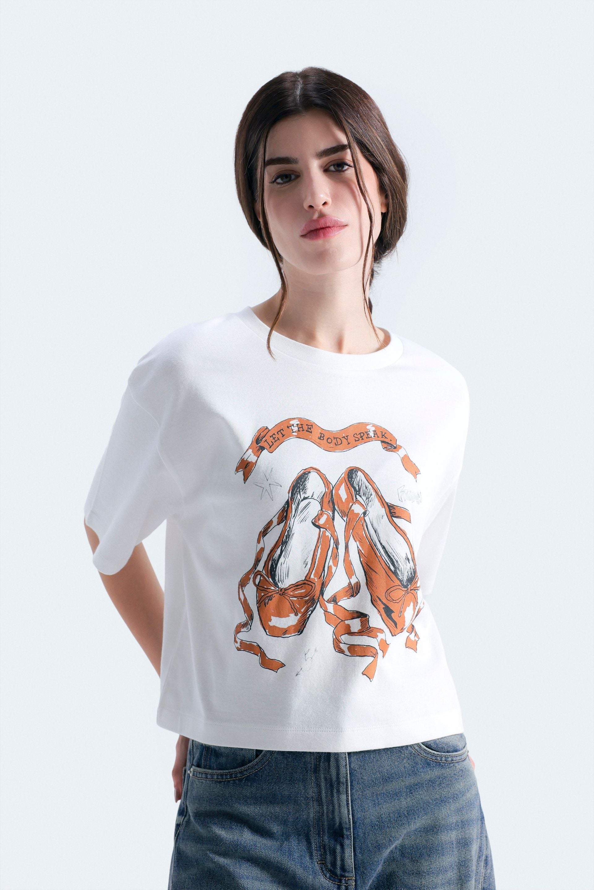 Bags End Women's Cropped Graphic T-Shirt