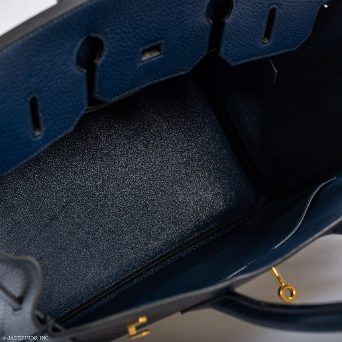 Hermes Birkin 35 Blue Saphire Ardennes leather Gold Hardware - Z Circle - hardware detail