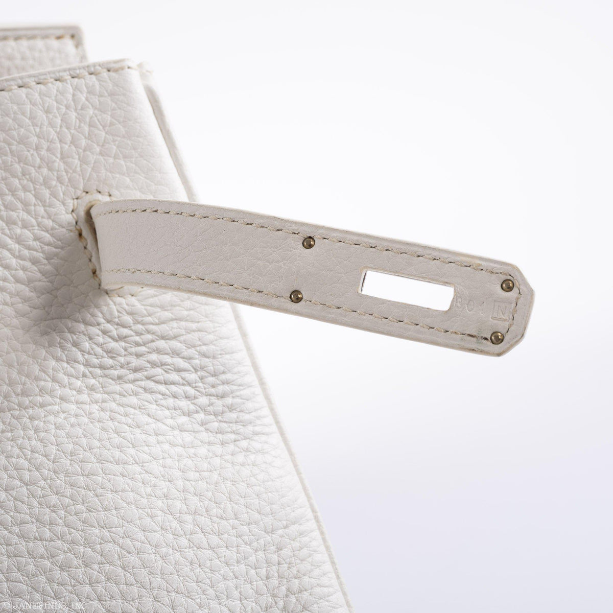 Hermes Birkin 35 White Clemence leather Palladium Hardware - N Square - hardware detail
