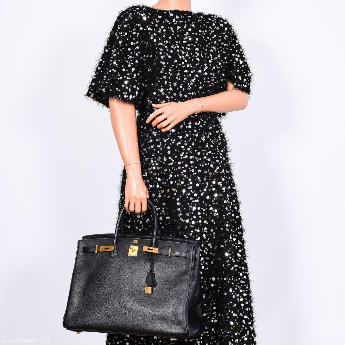 Hermes Birkin 40 Black Epsom Leather Gold Hardware - 2011, Square O - hardware detail