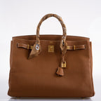 Hermes Birkin 40 Gold Fjord Leather Gold Hardware - Square L - hardware detail