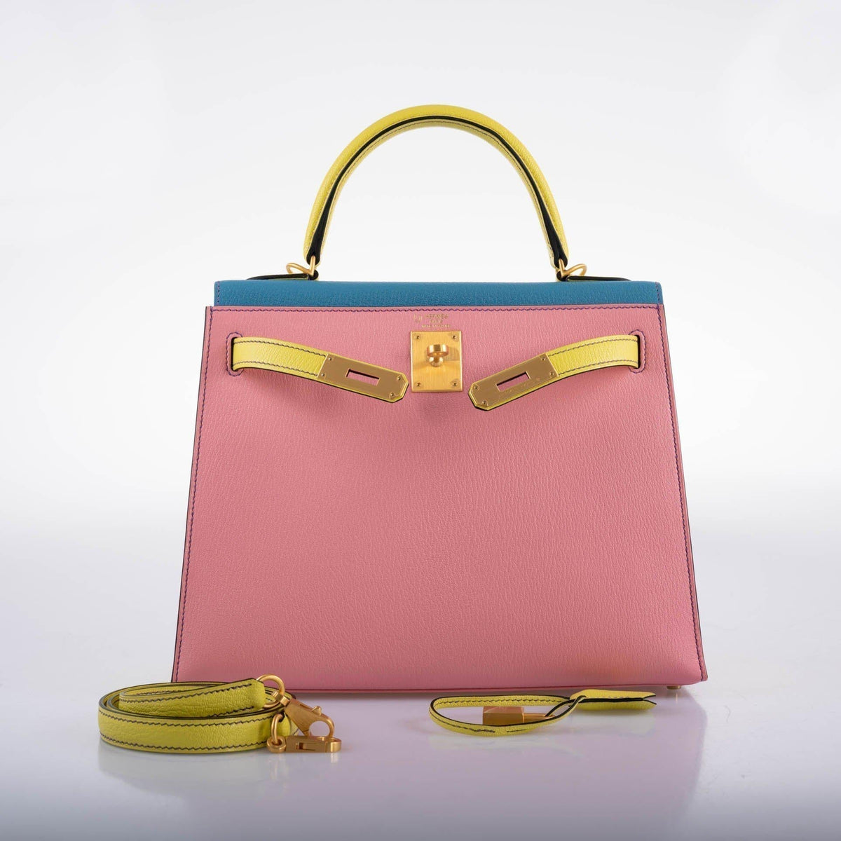 Hermes HSS Kelly 28 Sellier Tri-Color Rose Confetti, Lime & Blue Aztec Chevre with Brushed Gold Hardware - 2019, D - hardware detail