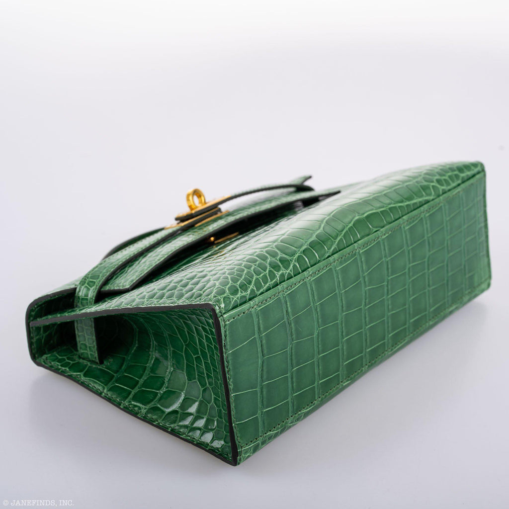 Hermes Kelly Pochette Cactus Alligator, product detail view 10