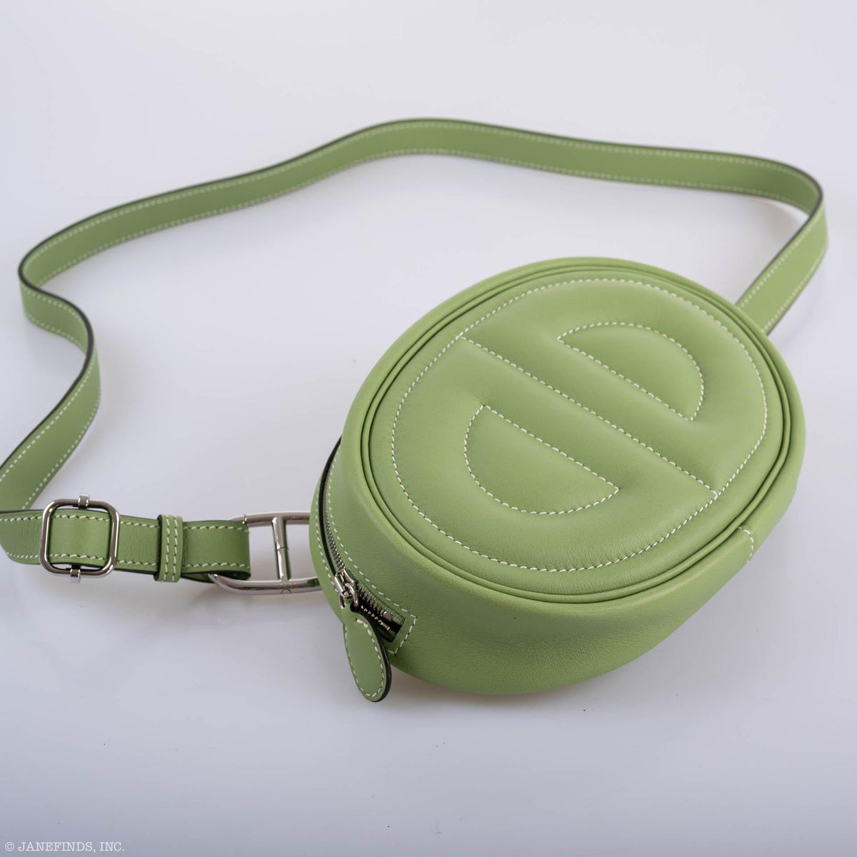 Hermes In-The-Loop Belt Bag Vert Criquet Swift Leather with Palladium Hardware - product image 3