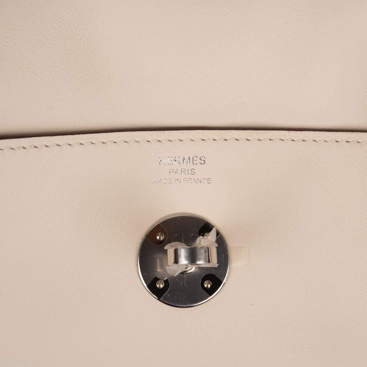 Hermes Lindy 26cm Nata Verso Swift