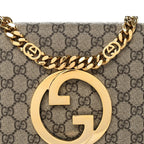 Gucci Blondie Shoulder Bag - Beige in Beige - detail view 8 showing the bag's shape, finish and visible design details.