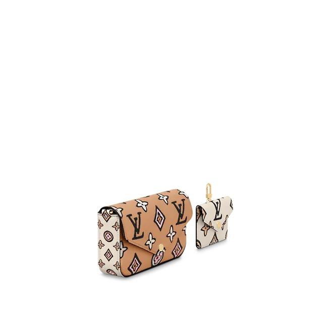 Snap-on cardholder detail

