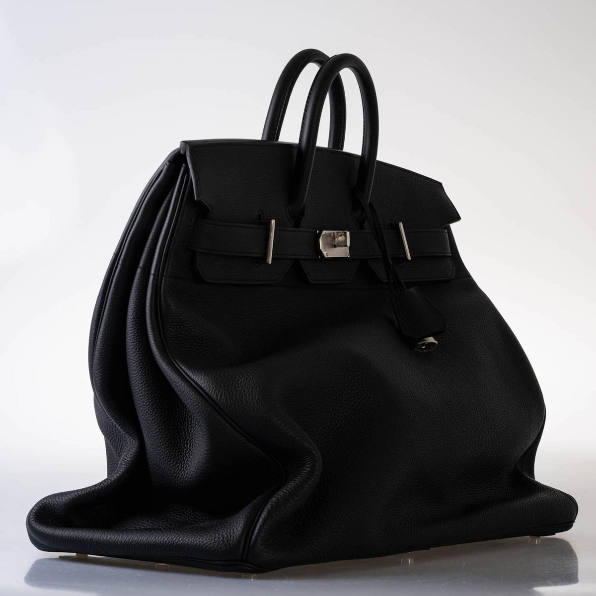Clochette with lock and palladium keys included