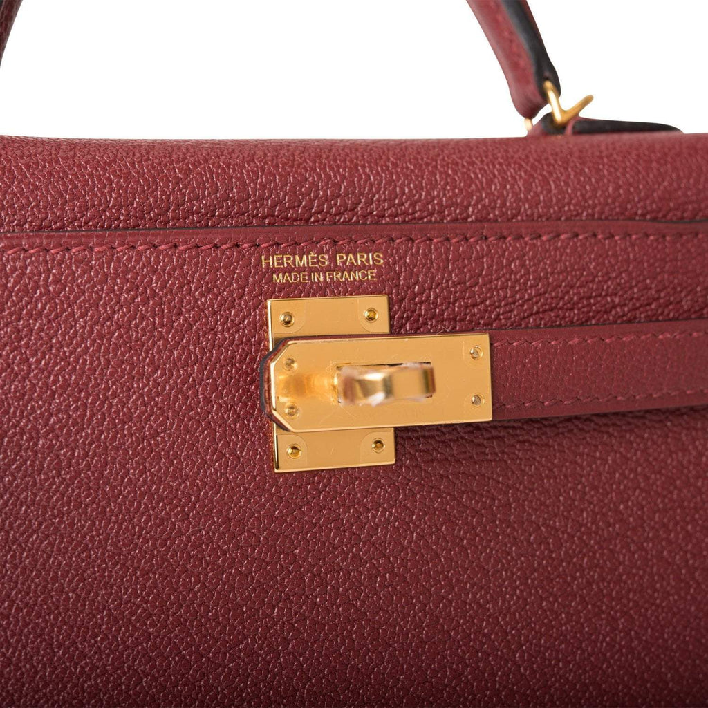 Hermes Kelly 20 styled crossbody with removable strap