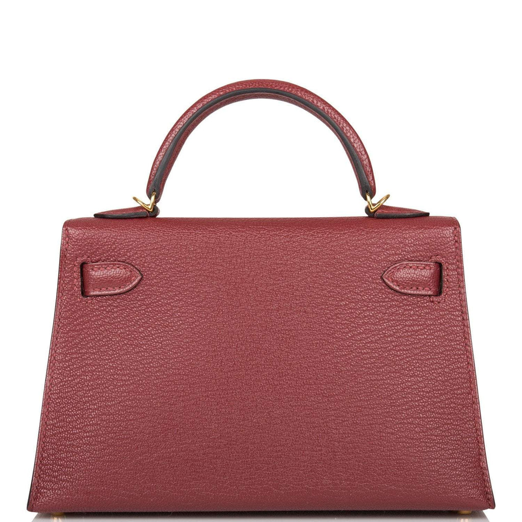 Top handle and flap detail on Mini Kelly 20 Rouge H