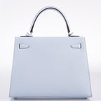 The Hermes Kelly 25 shown with its removable shoulder strap