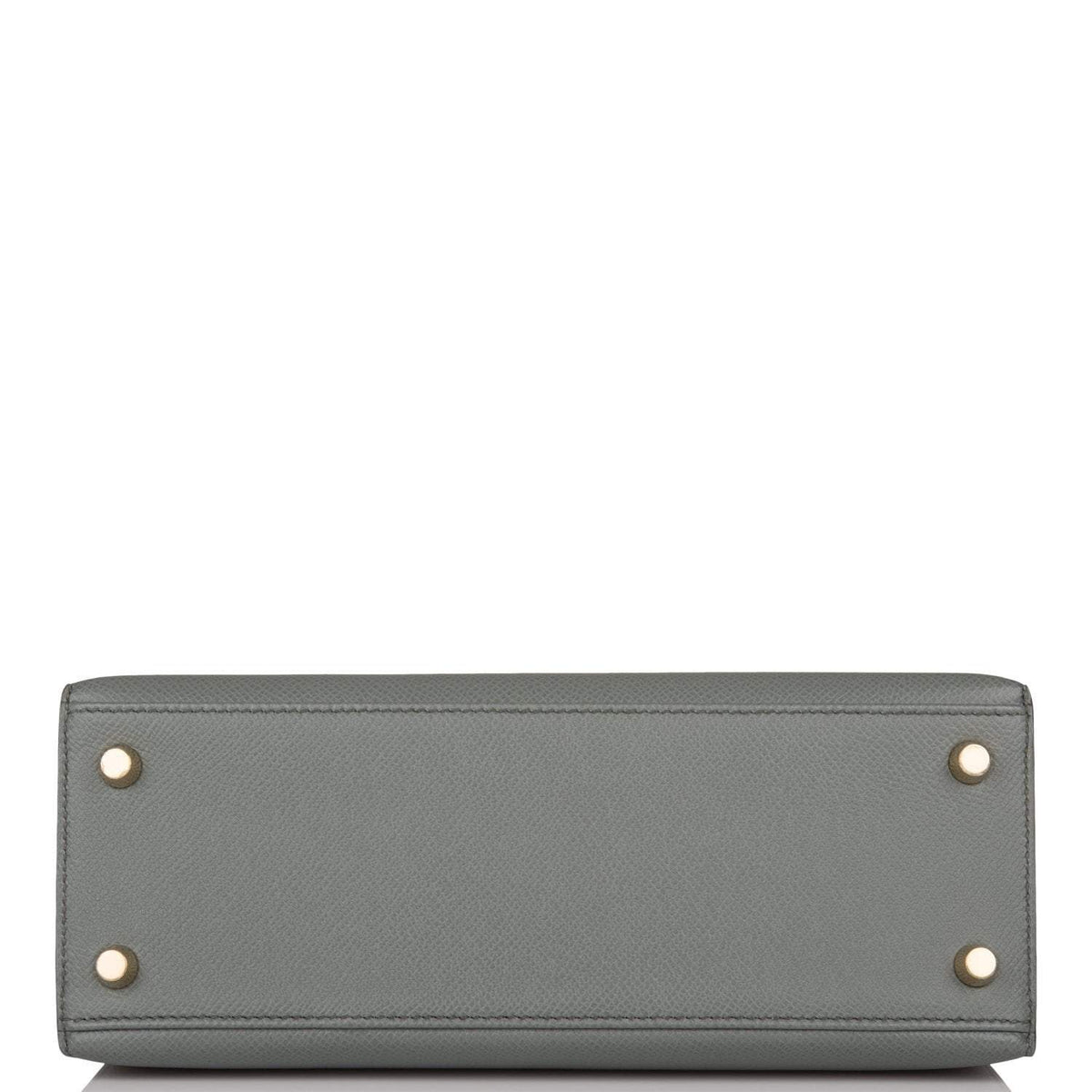 Flap opened on Vert Amande Kelly 25 showing toggle and sangles