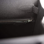Interior view with zip pocket of Kelly 28 Epsom
