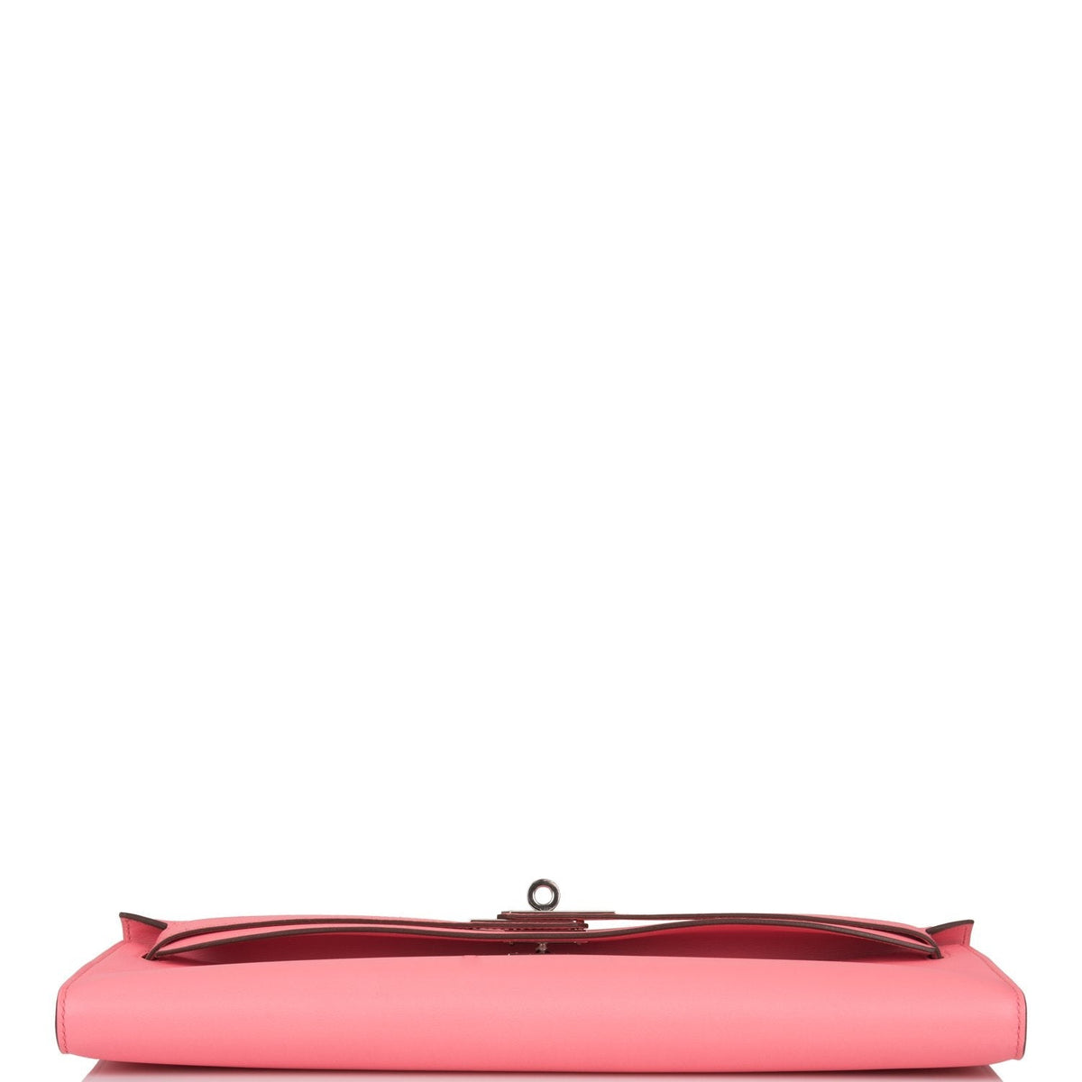 An image highlighting the precise tonal stitching on the handbag