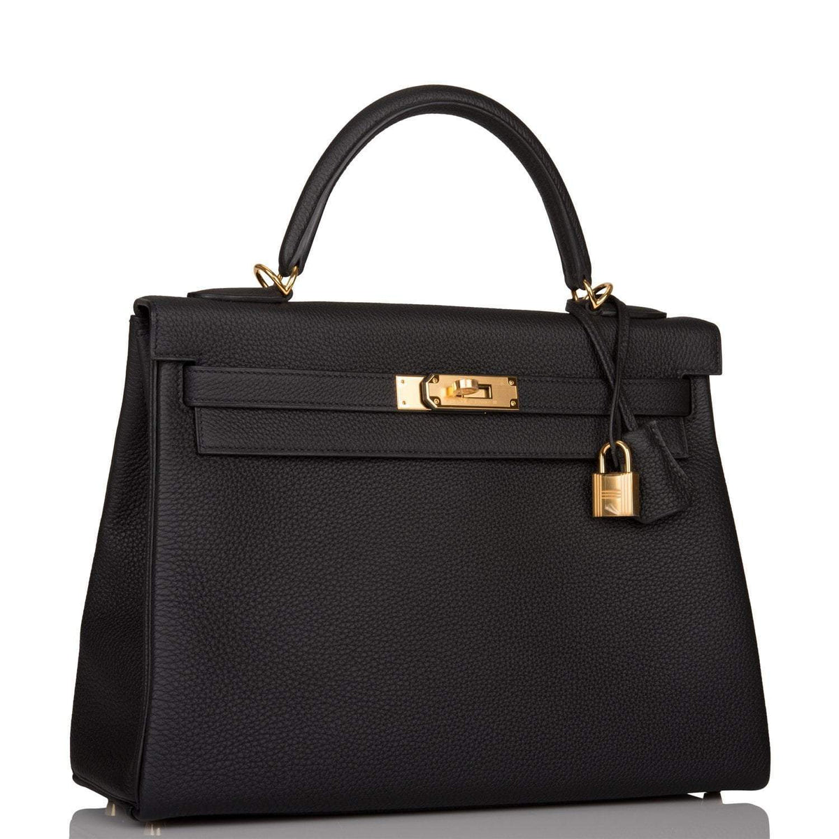 Close-up of the gold-tone hardware and toggle closure on the Hermes Kelly 32