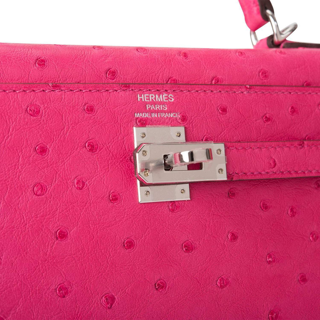 A detailed view of the sharp side gussets of the bag