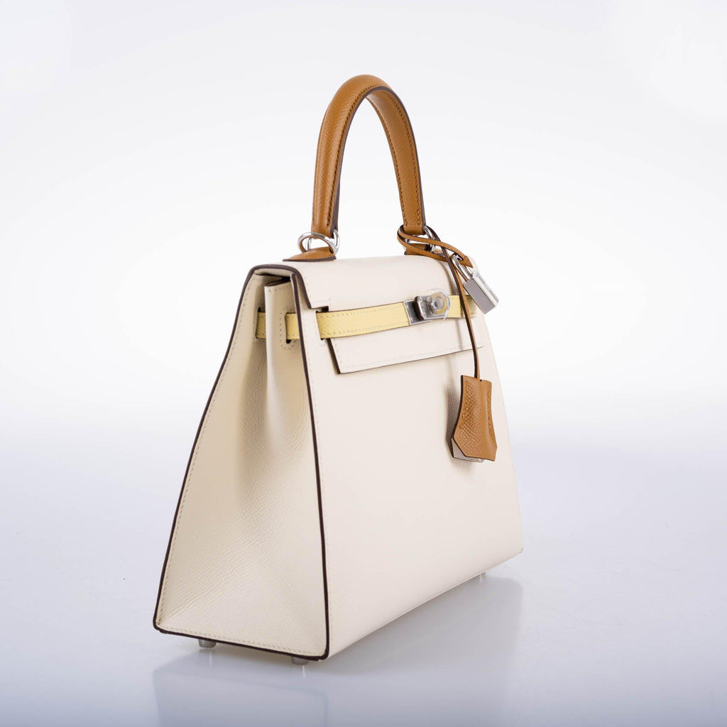 Image showing the fine-grained texture of the Epsom leather