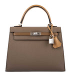 Front view of the Hermes Kelly Sellier 25 in tri-color Epsom leather