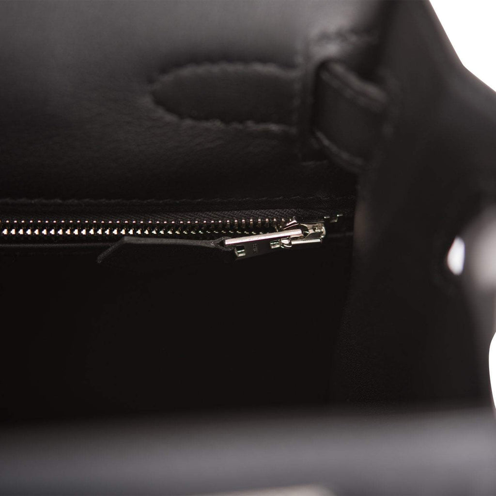 Back view of the Hermes Kelly Sellier 28, showcasing its pristine condition