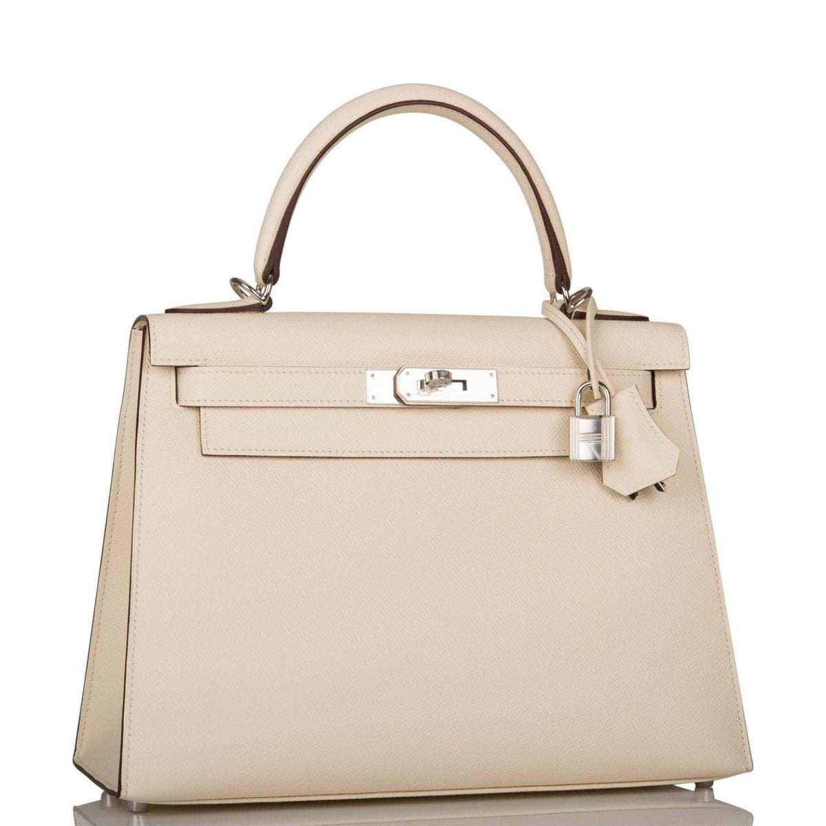 Hermes Nata Verso Epsom Sellier Kelly 28cm Palladium Hardware, The base of the bag, showing the Epsom leather