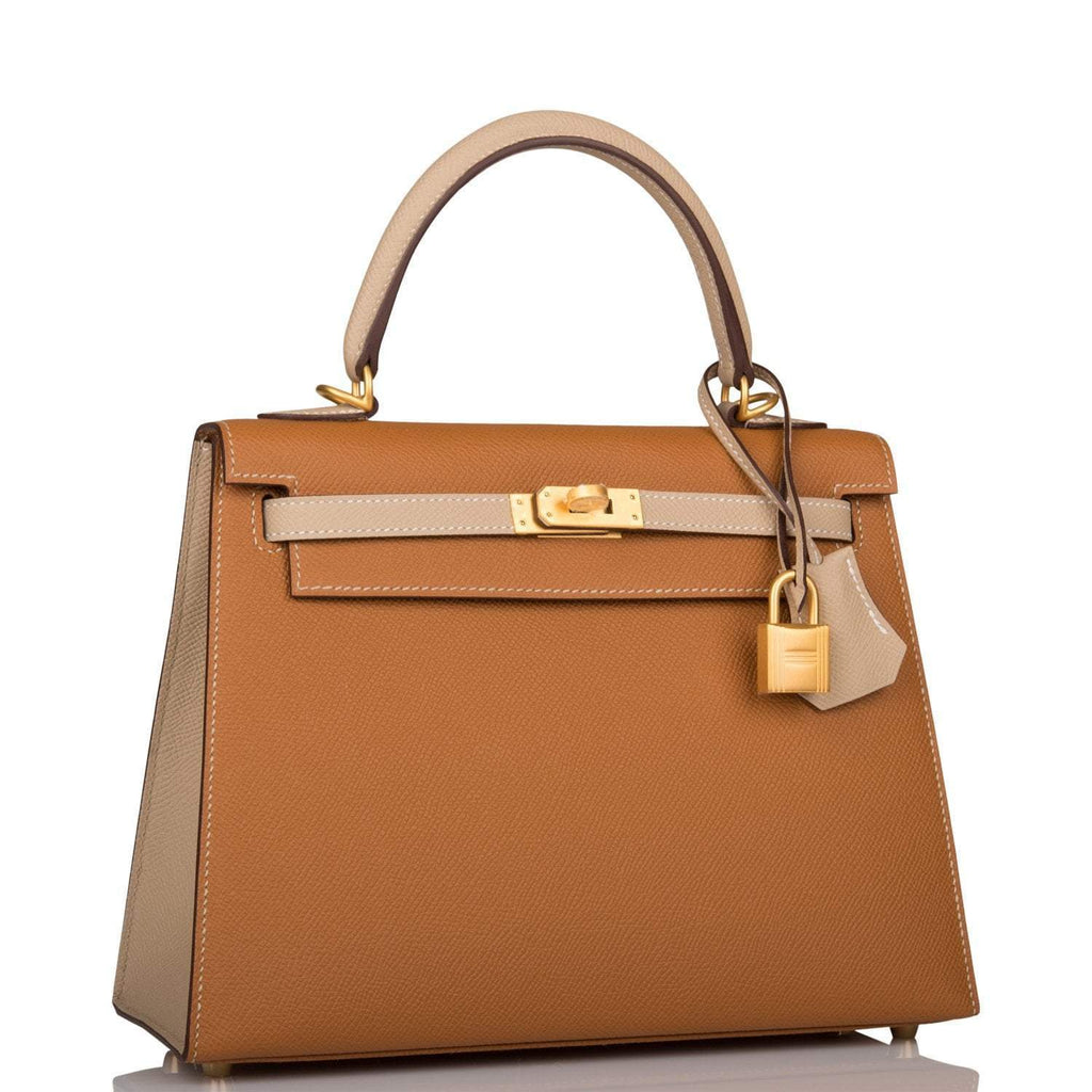 Close-up of the brushed gold-tone hardware on the Hermes Kelly 25