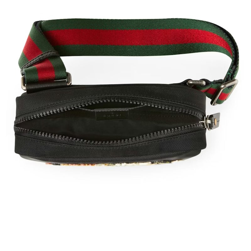 Gucci Black Tiger Nylon Messenger Bag - Black in Black - detail view 5 showing the bag's shape, finish and visible design details.