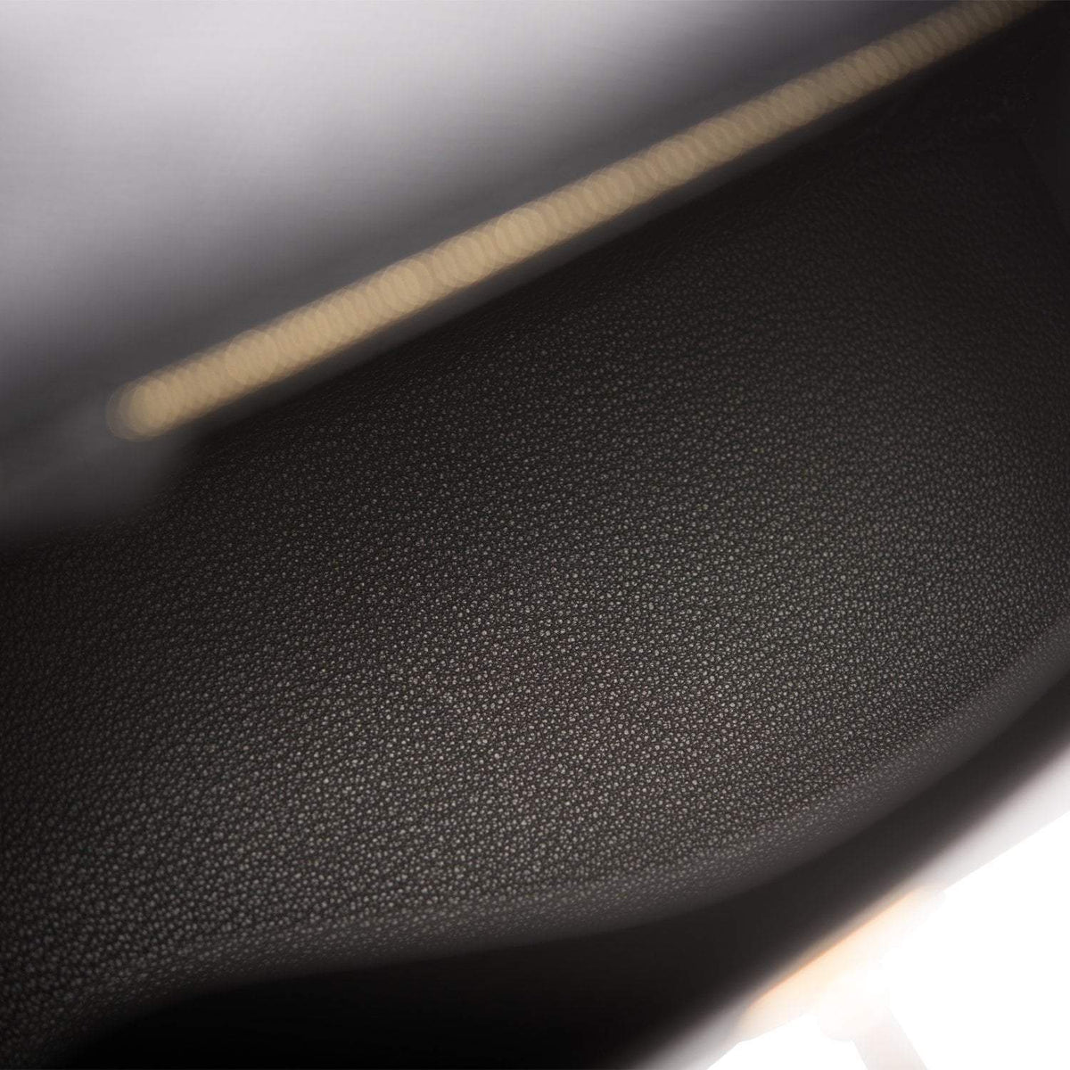 Back view of Hermes Kelly 25 Sellier in Black Epsom leather