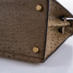 Hermes Kelly 28 Sellier Mousse Ostrich Gold Hardware - Circle W, Interior flat zip pocket inside Kelly 28 ostr