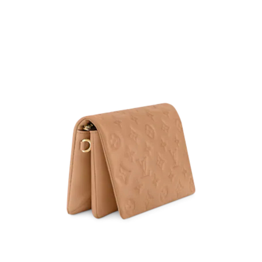 Louis Vuitton Pochette Coussin Camel